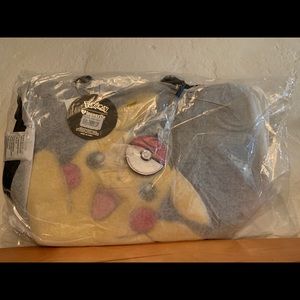 Pokémon x LoungeFly Waving Pikachu Tote Bag